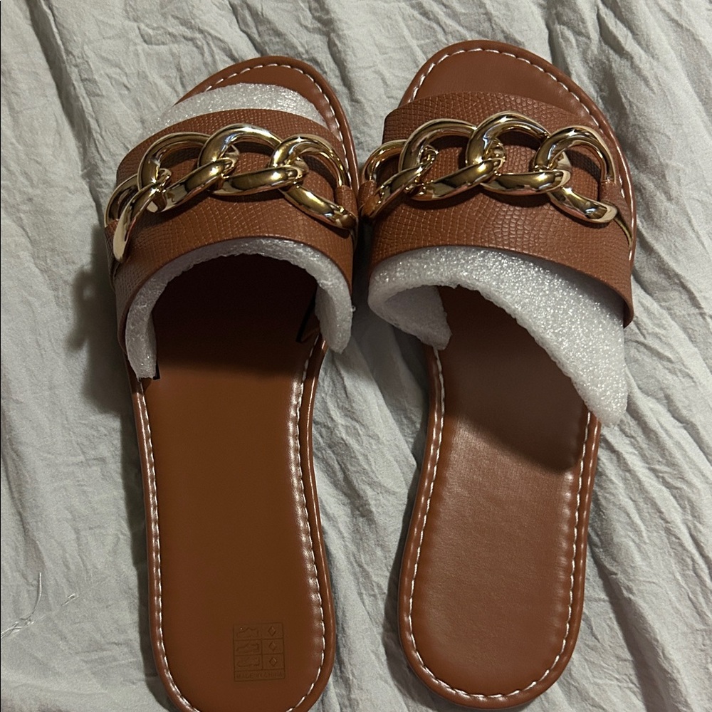 Brown Chain Detail Slide Sandals